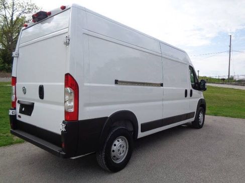 Used 2023 RAM ProMaster 2500 FWD image 6