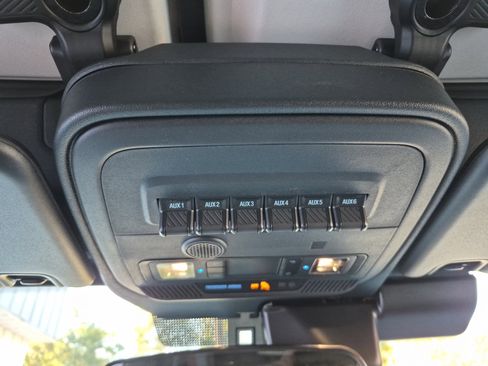 New 2025 Ford Bronco Heritage Edition image 39