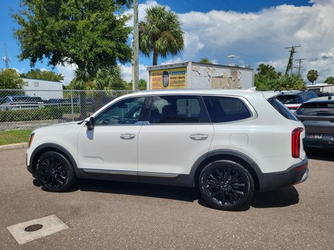 Used 2020 Kia Telluride SX w/ Towing Package FWD image 7