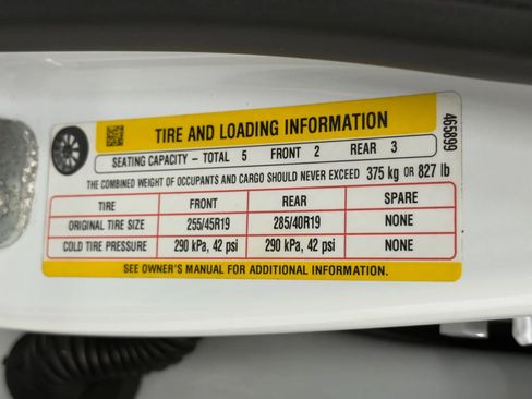 Used 2022 Tesla Model S Plaid image 50