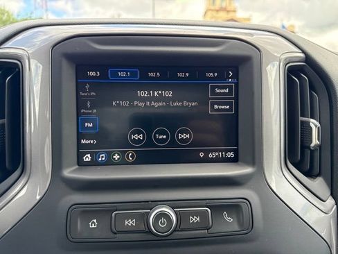 Used 2022 Chevrolet Silverado 2500 Custom w/ Custom Value Package AWD/4WD image 18