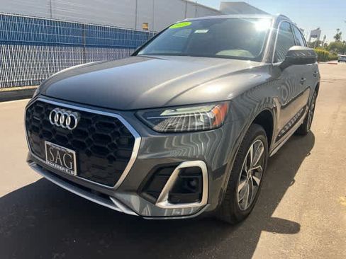 Used 2023 Audi Q5 2.0T Premium Plus w/ Premium Plus Package AWD/4WD image 9