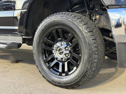 Used 2020 Ford F250 XLT w/ XLT Premium Package image 28