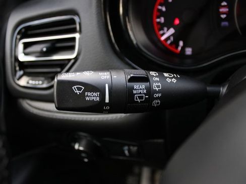 Used 2022 Dodge Durango SXT w/ Trailer Tow Group IV image 16