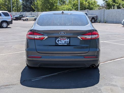 Used 2020 Ford Fusion SE FWD image 7