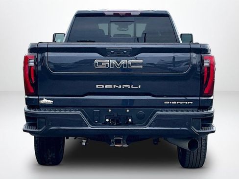 Used 2024 GMC Sierra 3500 Denali Ultimate AWD/4WD image 7