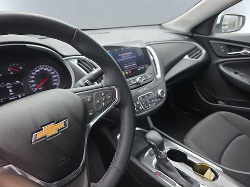 Used 2024 Chevrolet Malibu LT w/ Sport Edition FWD image 14