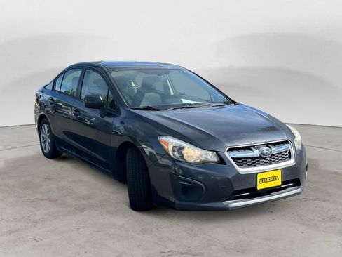 Used 2014 Subaru Impreza 2.0i Premium w/ Popular Package #2 AWD/4WD image 3
