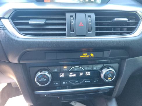 Used 2016 MAZDA MAZDA6 Touring image 16