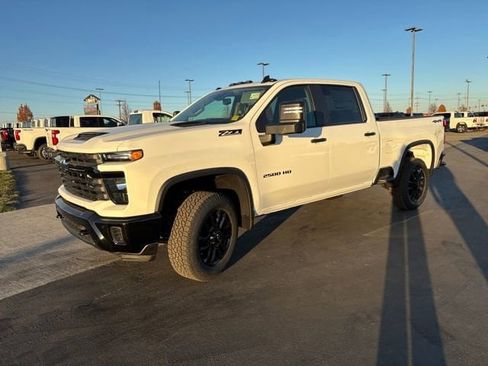 New 2025 Chevrolet Silverado 2500 Custom w/ Custom Value Package image 7