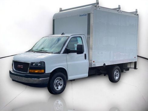 Used 2023 GMC Savana 3500 w/ Power Convenience Package image 2