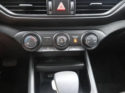 Used 2023 Kia Forte LXS FWD image 17
