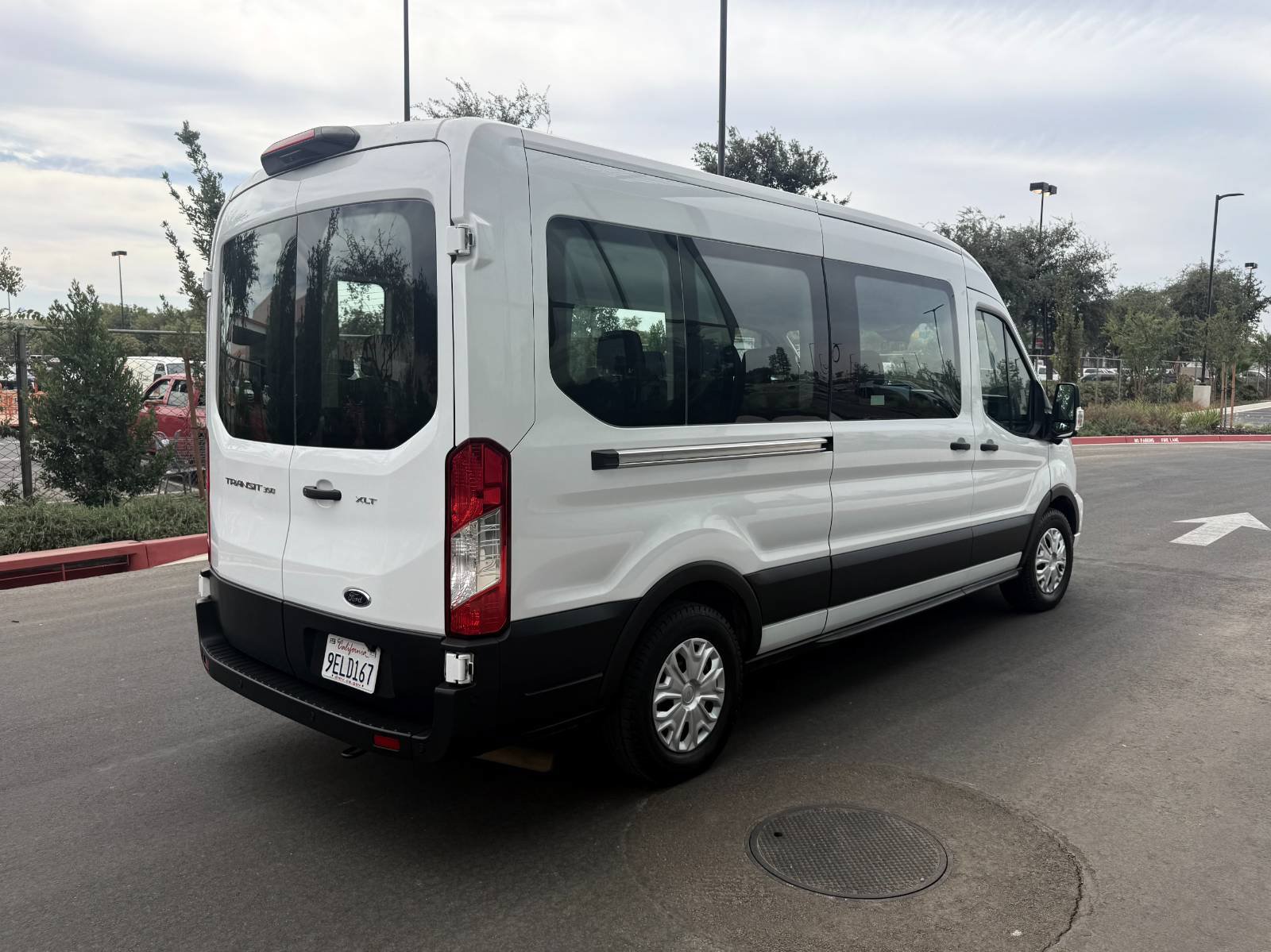 Used 2023 Ford Transit 350 XLT RWD image 7