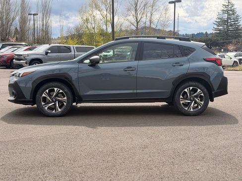 Used 2024 Subaru Crosstrek 2.0i Premium image 4