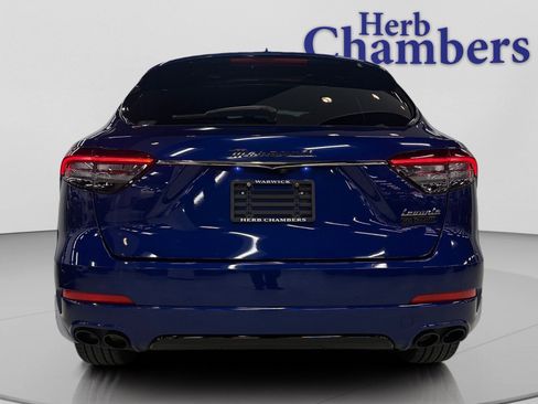 Used 2022 Maserati Levante GT image 6