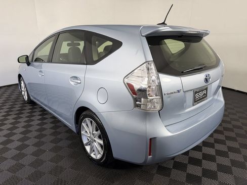 Used 2012 Toyota Prius V Five FWD image 8