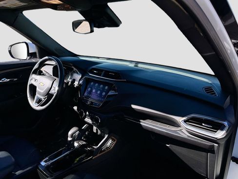 Used 2023 Chevrolet TrailBlazer ACTIV w/ Sun and Liftgate Package image 28