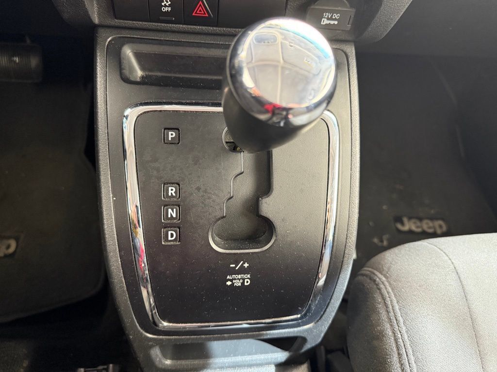 Used 2015 Jeep Patriot Sport FWD image 19