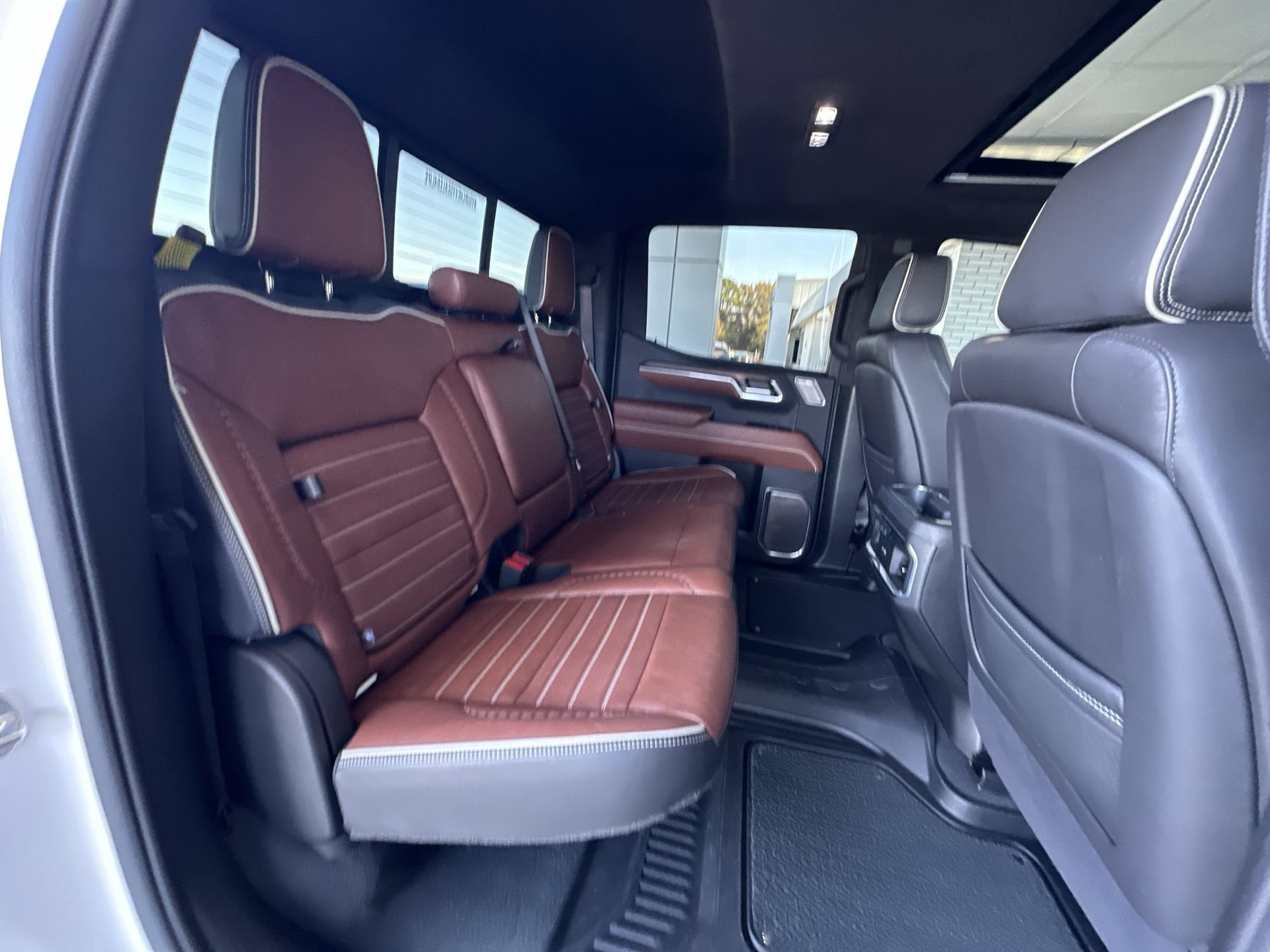 Certified 2024 GMC Sierra 1500 Denali Ultimate AWD/4WD image 27