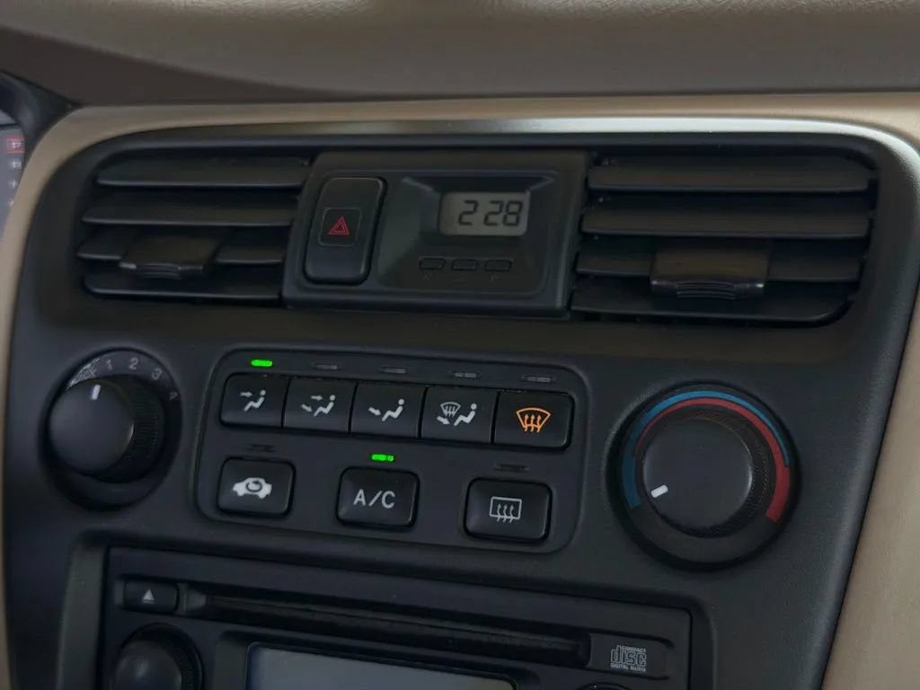 Used 2000 Honda Accord EX image 39