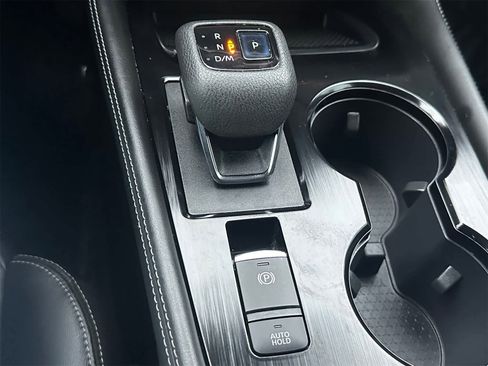 Used 2022 Nissan Rogue SL image 20