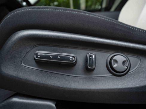 Used 2024 Honda CR-V EX image 39