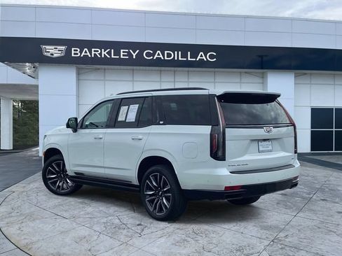 Used 2023 Cadillac Escalade Sport w/ Touring Package RWD image 5
