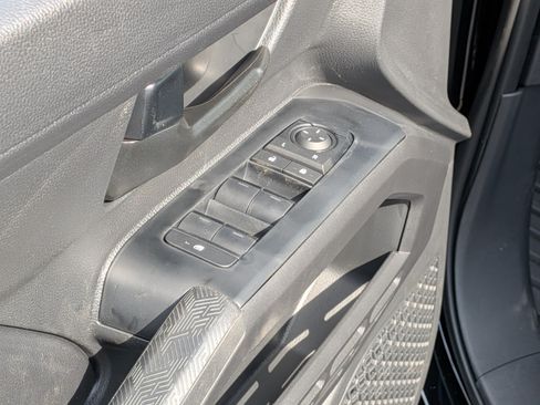 New 2026 Toyota Tacoma SR5 AWD/4WD image 12