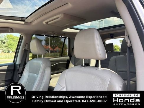 Used 2016 Honda Pilot Elite image 17