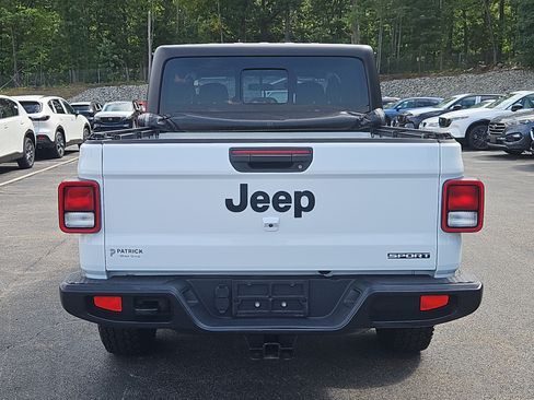 Used 2020 Jeep Gladiator Sport w/ Quick Order Package 24S AWD/4WD image 27
