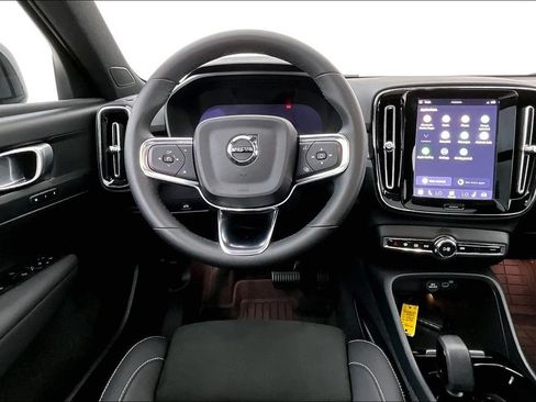 Certified 2023 Volvo XC40 Recharge Plus AWD/4WD image 6