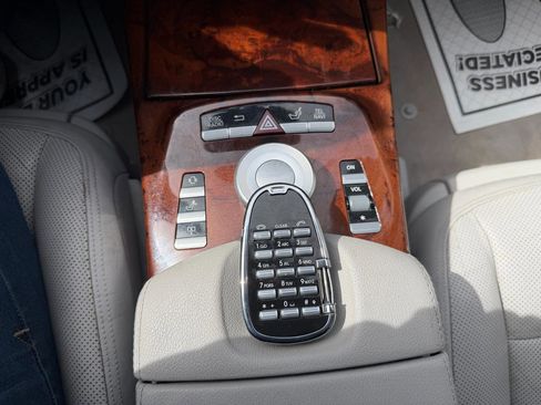 Used 2011 Mercedes-Benz S 550 image 25