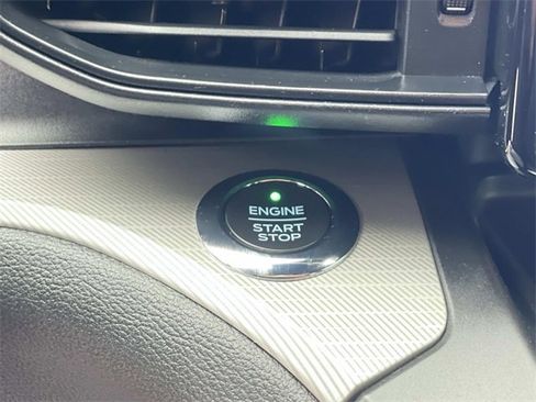 Certified 2020 Ford Explorer XLT image 17