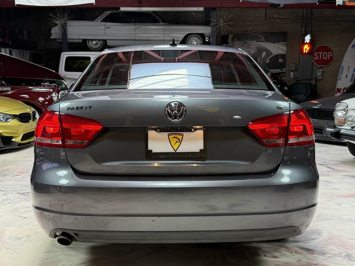 Used 2013 Volkswagen Passat 2.5 SE FWD image 8