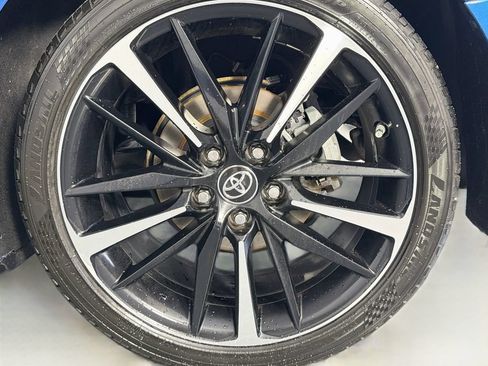 Used 2018 Toyota Camry XSE w/ Driver Assist Package FWD image 14