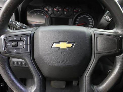 Used 2024 Chevrolet Silverado 2500 Custom AWD/4WD image 50