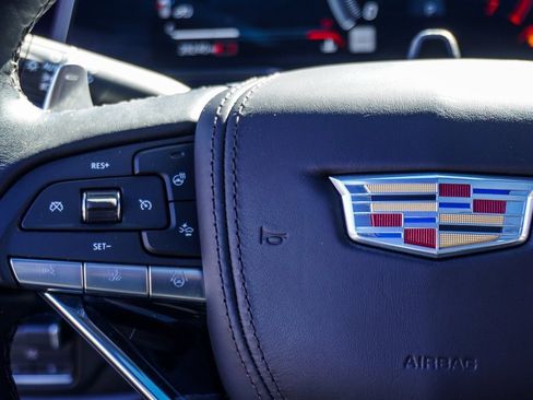 Used 2023 Cadillac Escalade V image 18