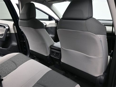 New 2025 Toyota RAV4 XLE image 27