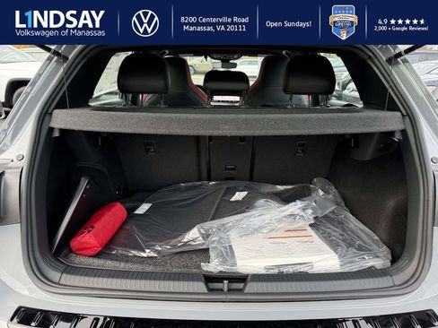 New 2026 Volkswagen GTI SE image 10