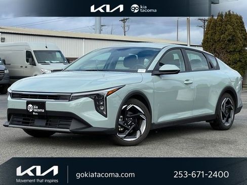 Certified 2025 Kia K4 EX image 1