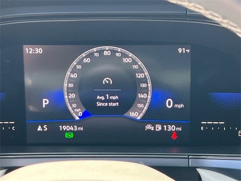 Used 2022 Volkswagen Taos SE w/ Panoramic Sunroof Package image 31