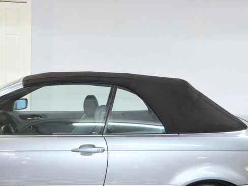 Used 2006 BMW 325Ci Convertible image 7