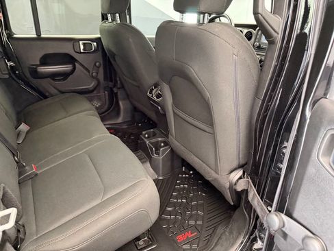 Used 2018 Jeep Wrangler Unlimited Sport AWD/4WD image 71