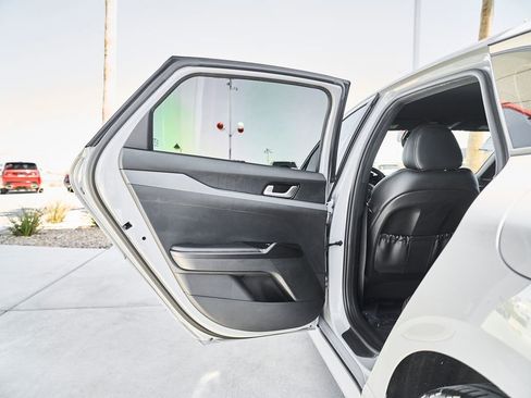 Used 2021 Kia K5 GT-Line FWD image 15