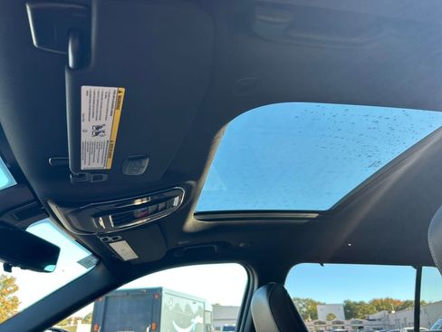 New 2025 Jeep Grand Cherokee L Limited image 21