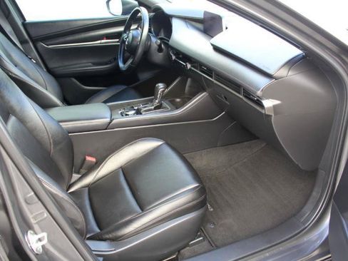 Used 2023 MAZDA MAZDA3 s FWD image 19