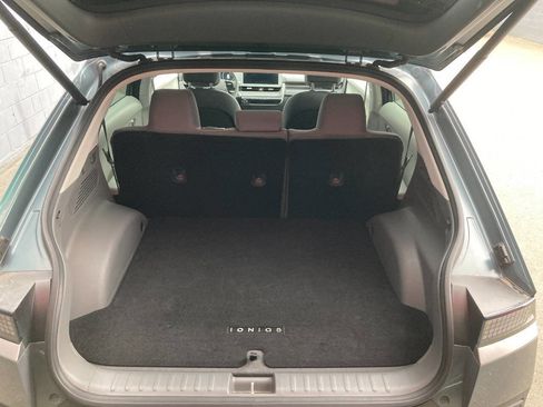Used 2024 Hyundai Ioniq 5 SEL image 17
