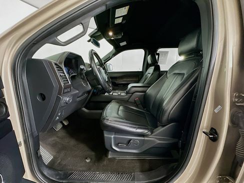 Used 2020 Ford Expedition Max Limited image 13
