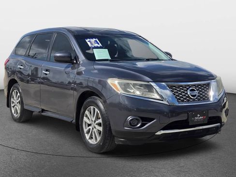 Used 2014 Nissan Pathfinder S FWD image 1