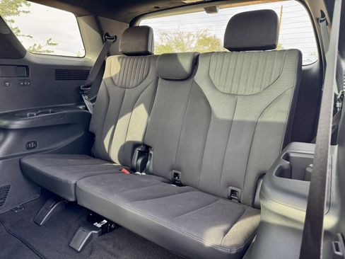 Used 2024 Hyundai Palisade Calligraphy image 14